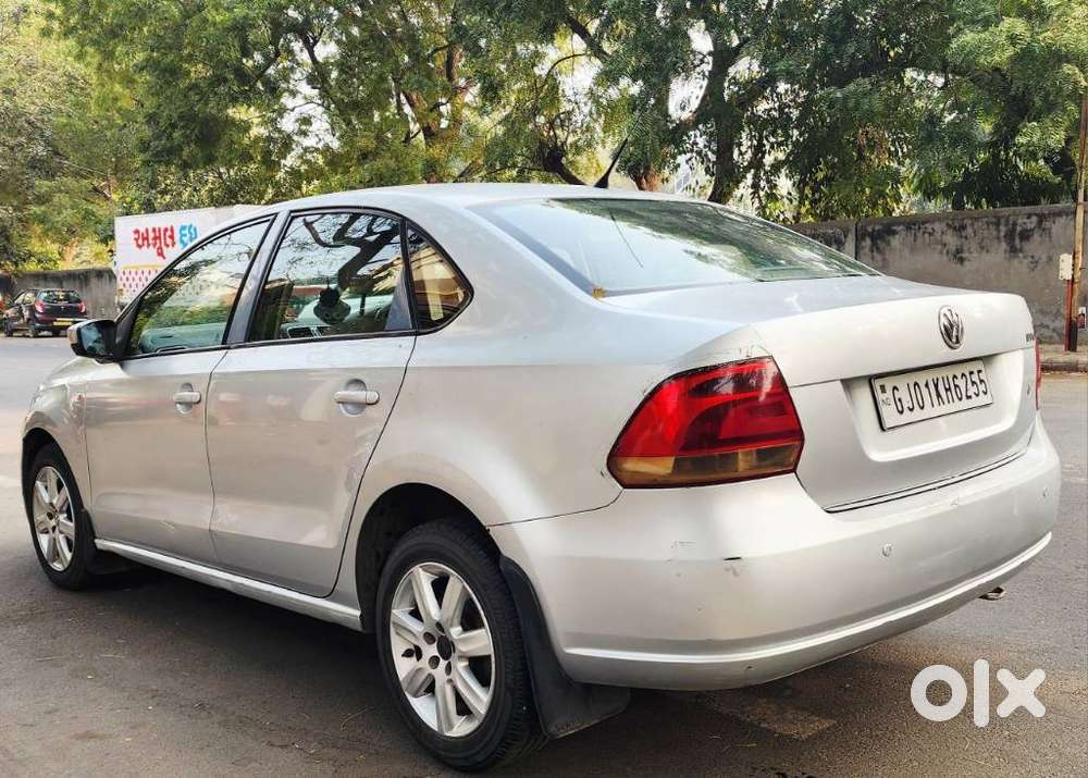 Volkswagen Vento 2010-2013 Petrol Highline At, 2011, Petrol