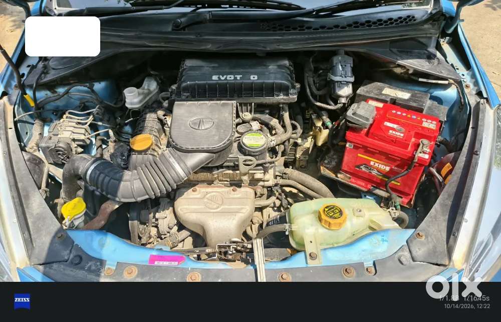 Tata Tiago Xza, 2017, Petrol
