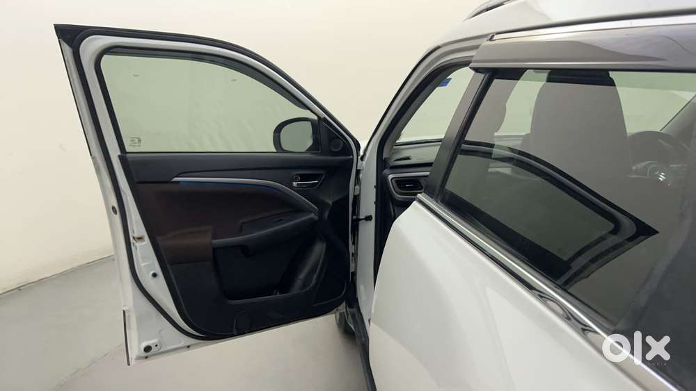 Maruti Suzuki Vitara Brezza 1.5 Zxi, 2023, Petrol