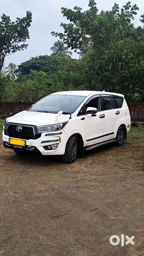 Innova Crysta 2017