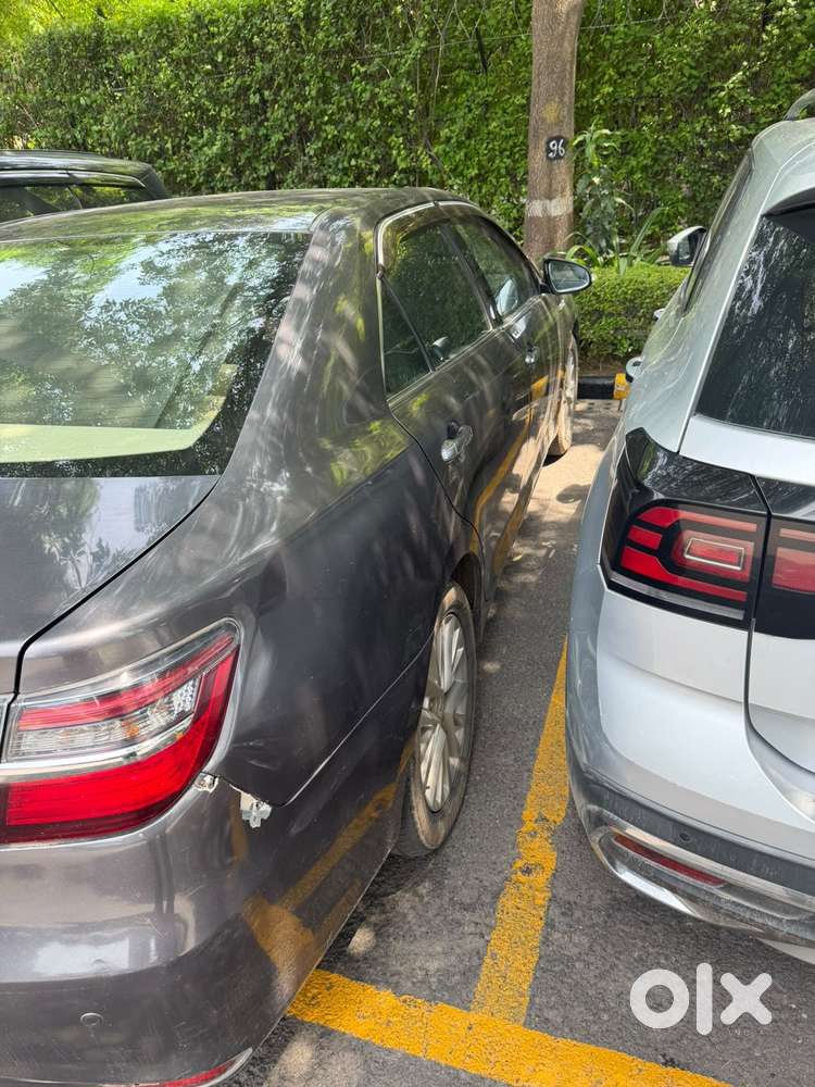 Toyota Camry 2.5 Hybrid, 2016, Electric