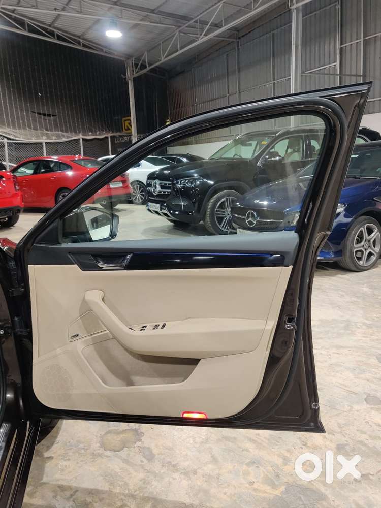 Skoda Superb 2.0 L&k Tsi At, 2018, Petrol