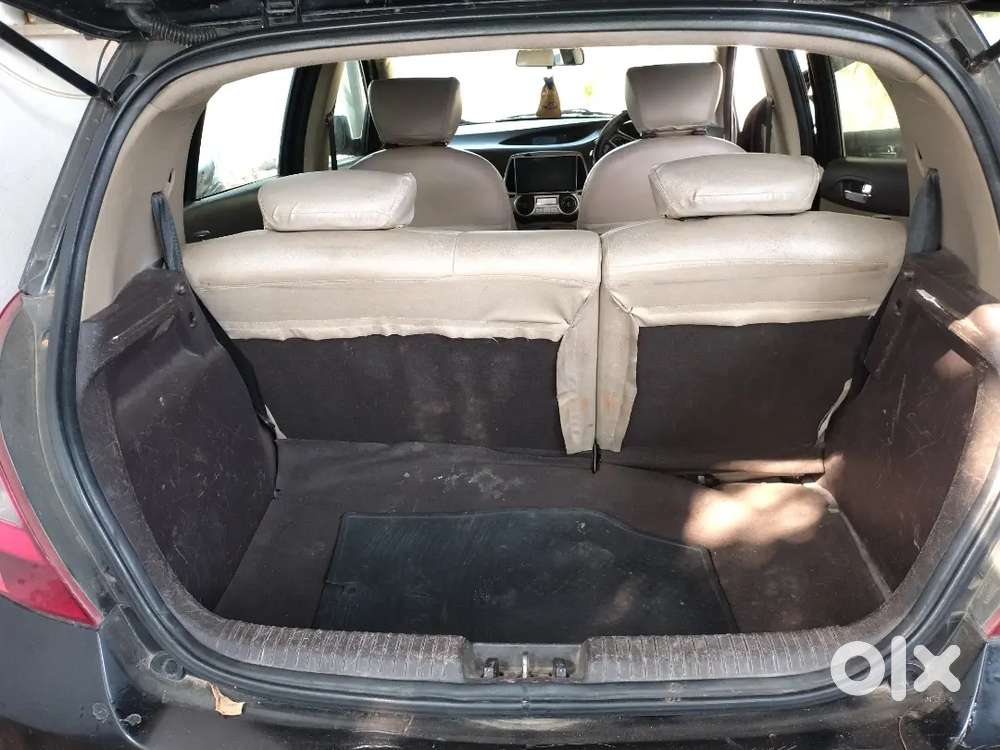 Hyundai I20 2011 Petrol Well Maintained