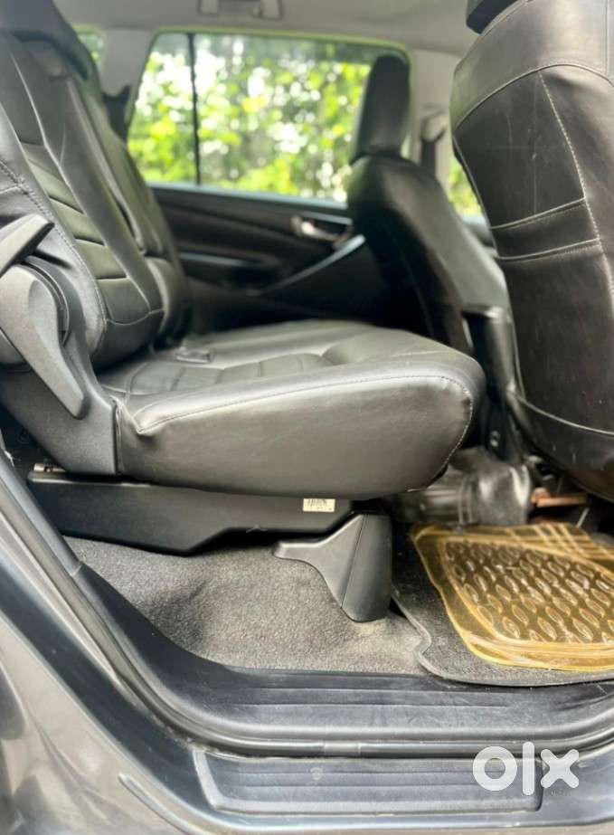 Toyota Innova Crysta 2.4 G Mt, 2018, Diesel