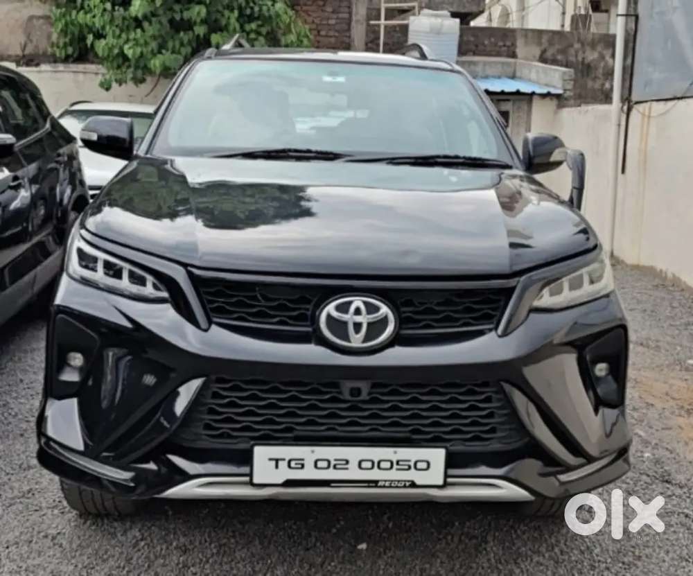 Toyota Fortuner 2.8 2013 Diesel 2nd Owner