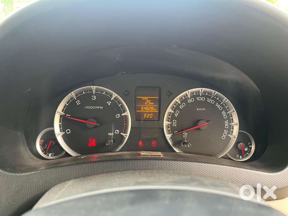Maruti Swift Dzire 2014 Diesel Manual