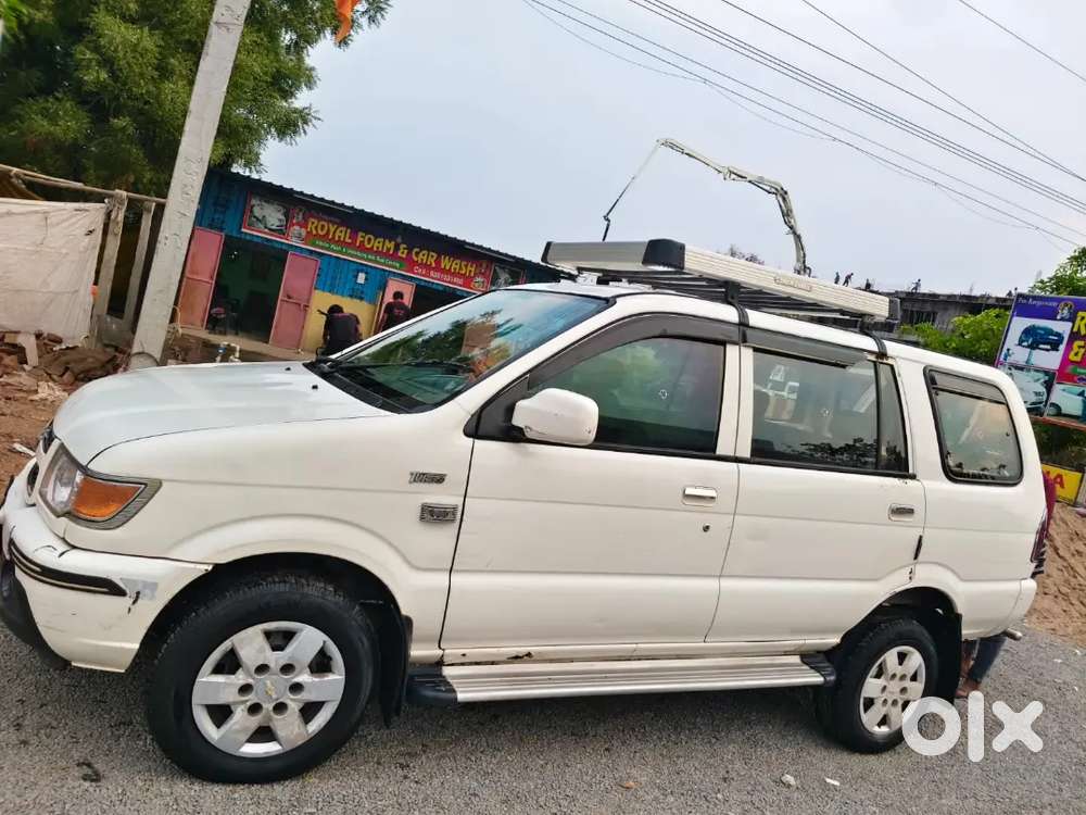 Chevrolet Tavera Neo 2016 Diesel 352836 Km Driven