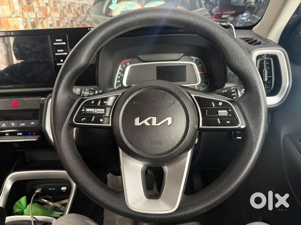 Kia Sonet Petrol Model November 2025