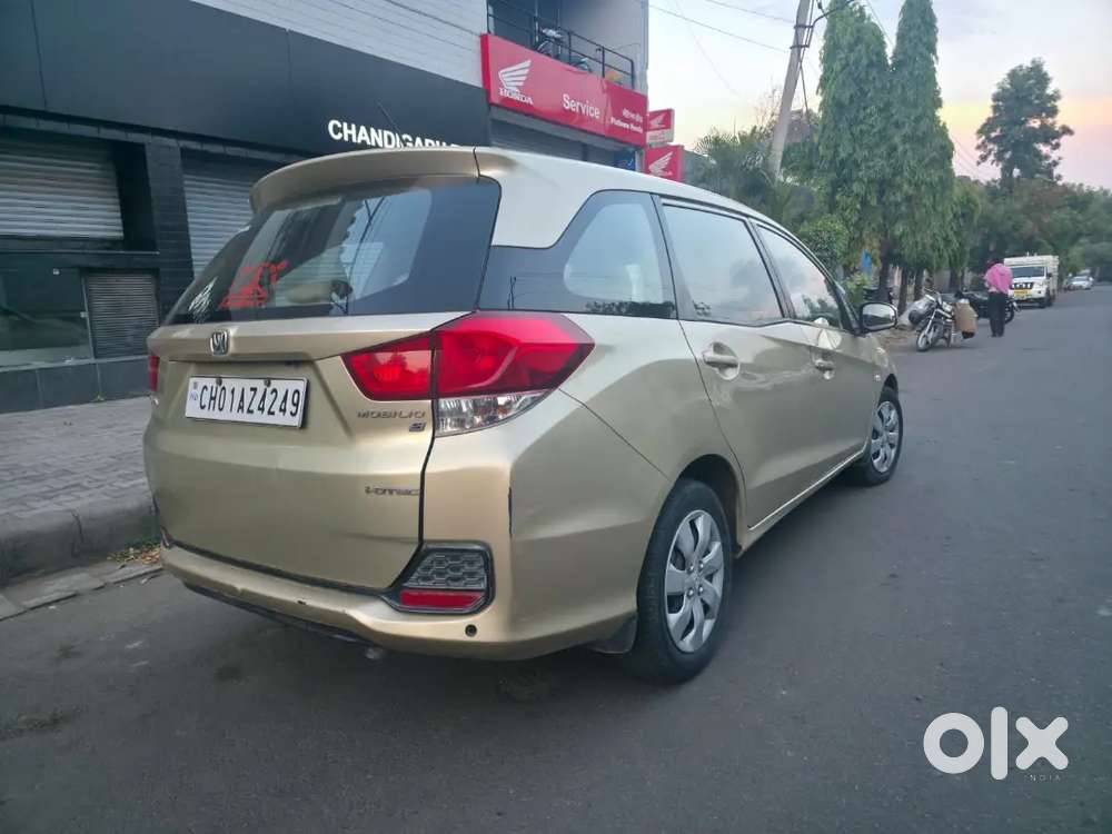 Honda Mobilio 1.5 2014
