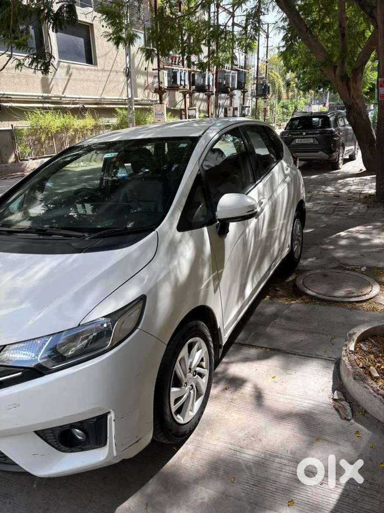 Honda Jazz 2015 Petrol Well Maintained