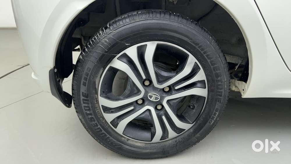 Tata Tiago Xza, 2021, Petrol