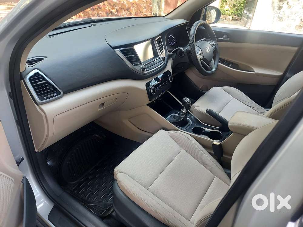 Hyundai Tucson 2.0 Dual Vtvt 2wd At Gl Opt, 2017, Petrol