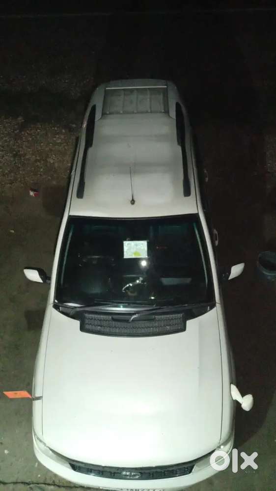 Safari Storme Car