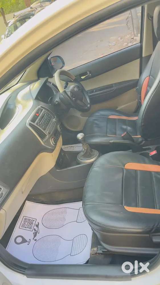 Hyundai I20 2012 Petrol 90000 Km Driven