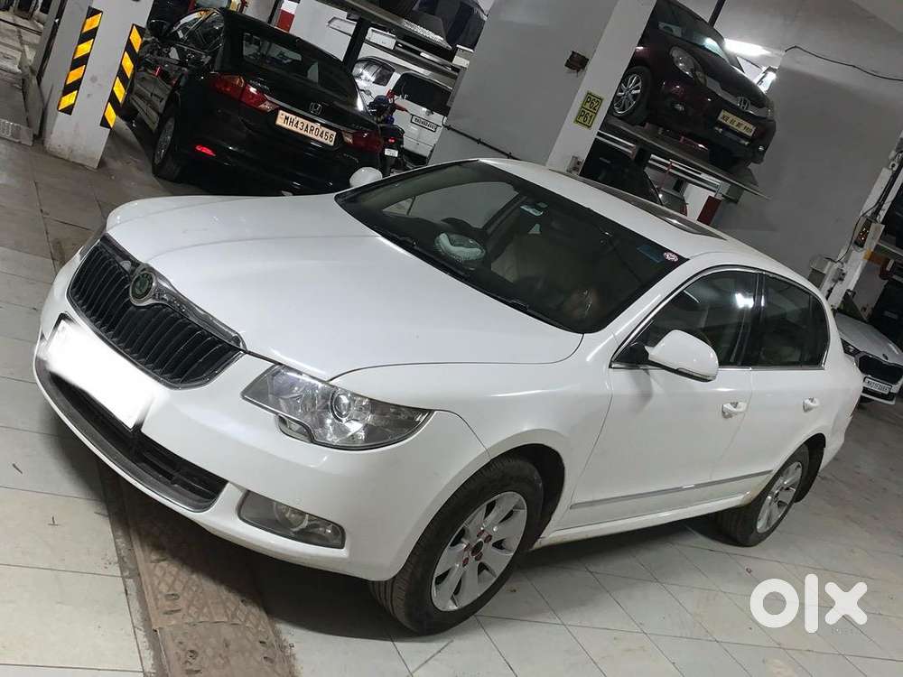 Skoda Superb 2013 Petrol Well Maintained