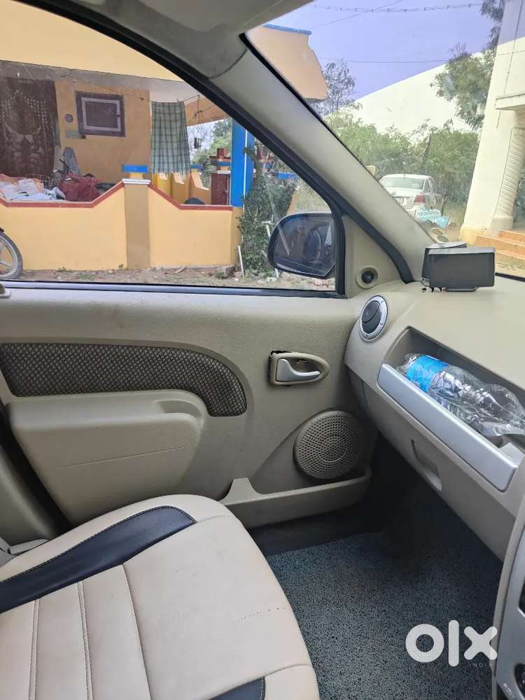 Mahindra  Logan 2010 Model