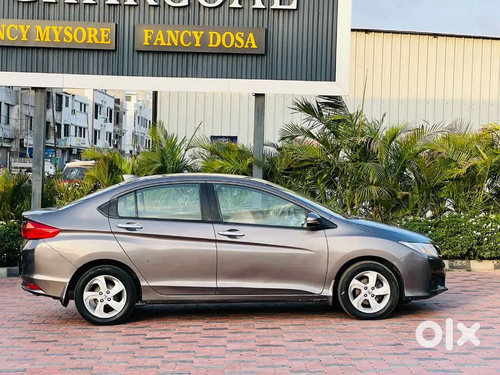 Honda City 2015 Variant Km Genuine