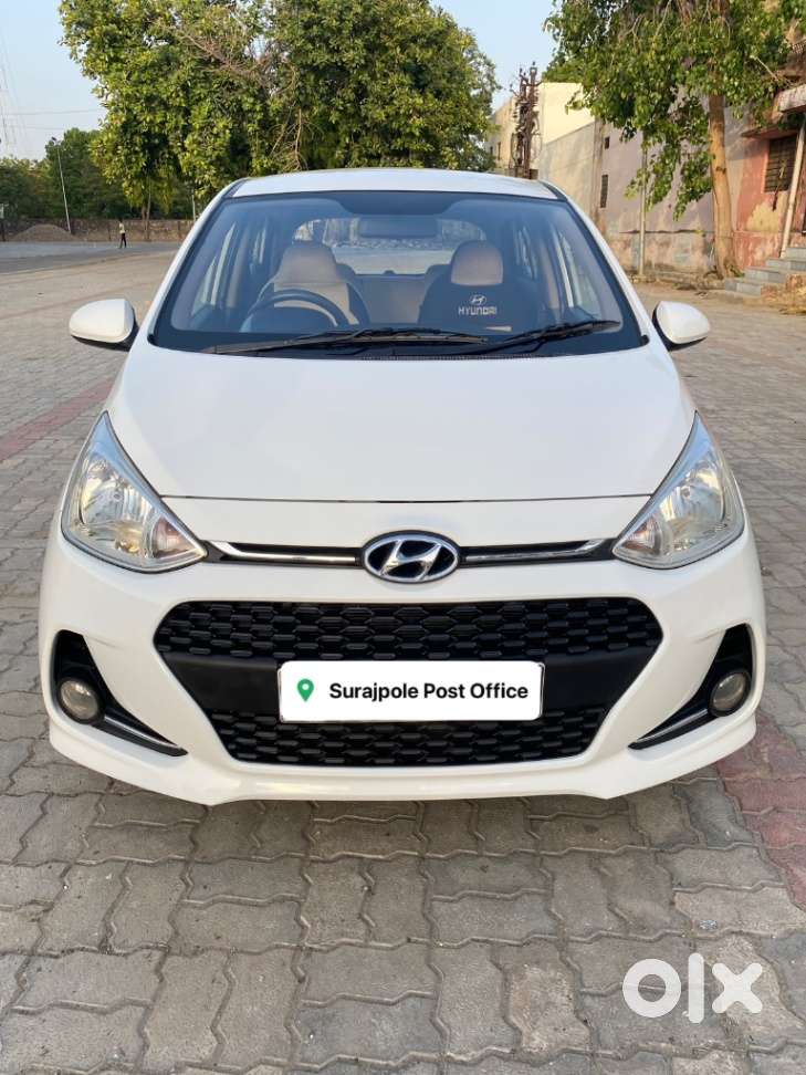 Hyundai Grand I10 Crdi Sportz, 2017, Petrol