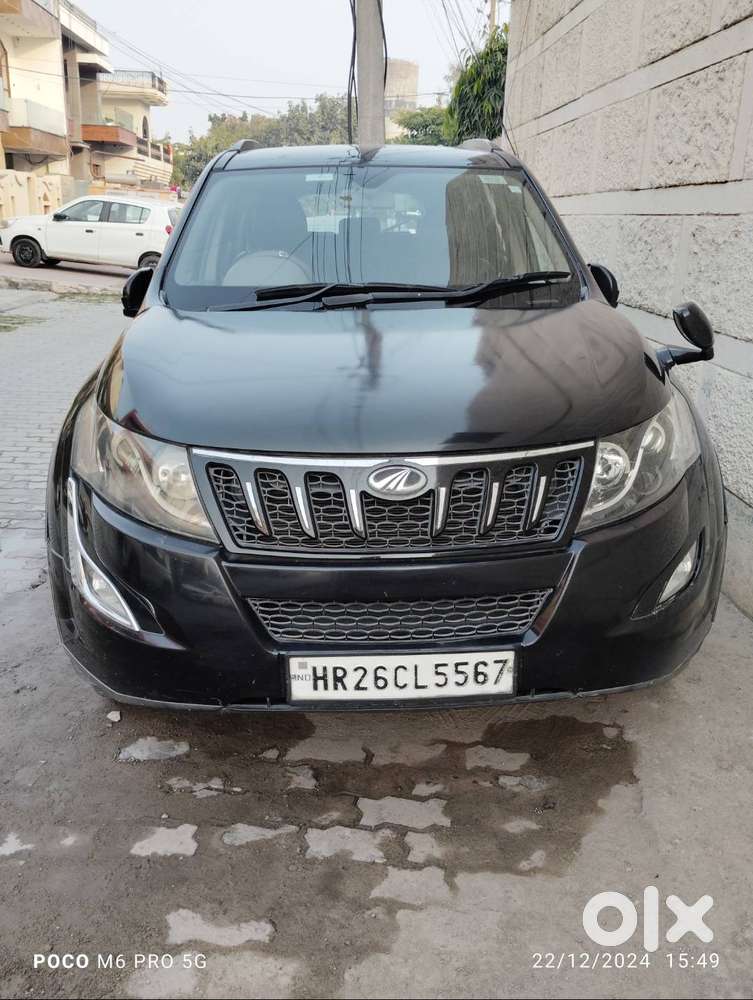 Xuv 500 W8 Top Variant , Manual