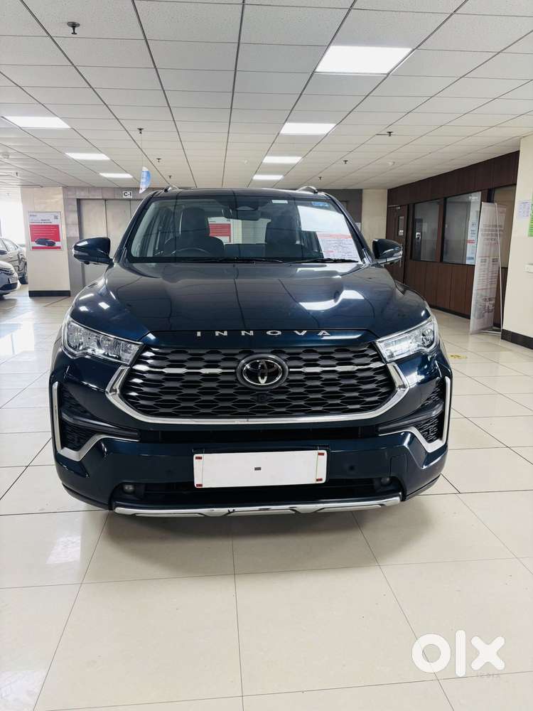 Toyota Innova Hycross 2.0 Zx (o) Hybrid 7 Str, 2023, Cng & Hybrids