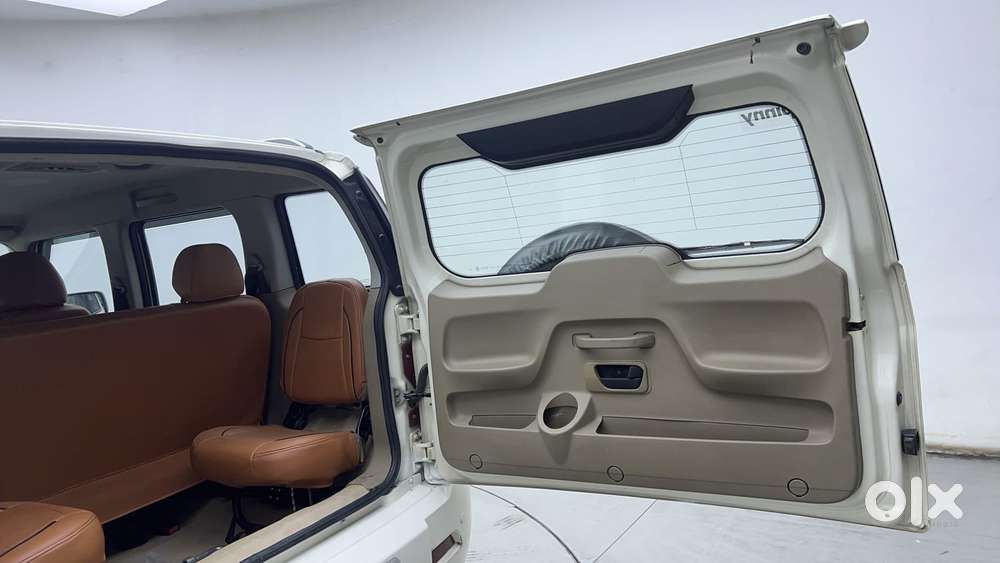 Mahindra Tuv 300 T8, 2015, Diesel