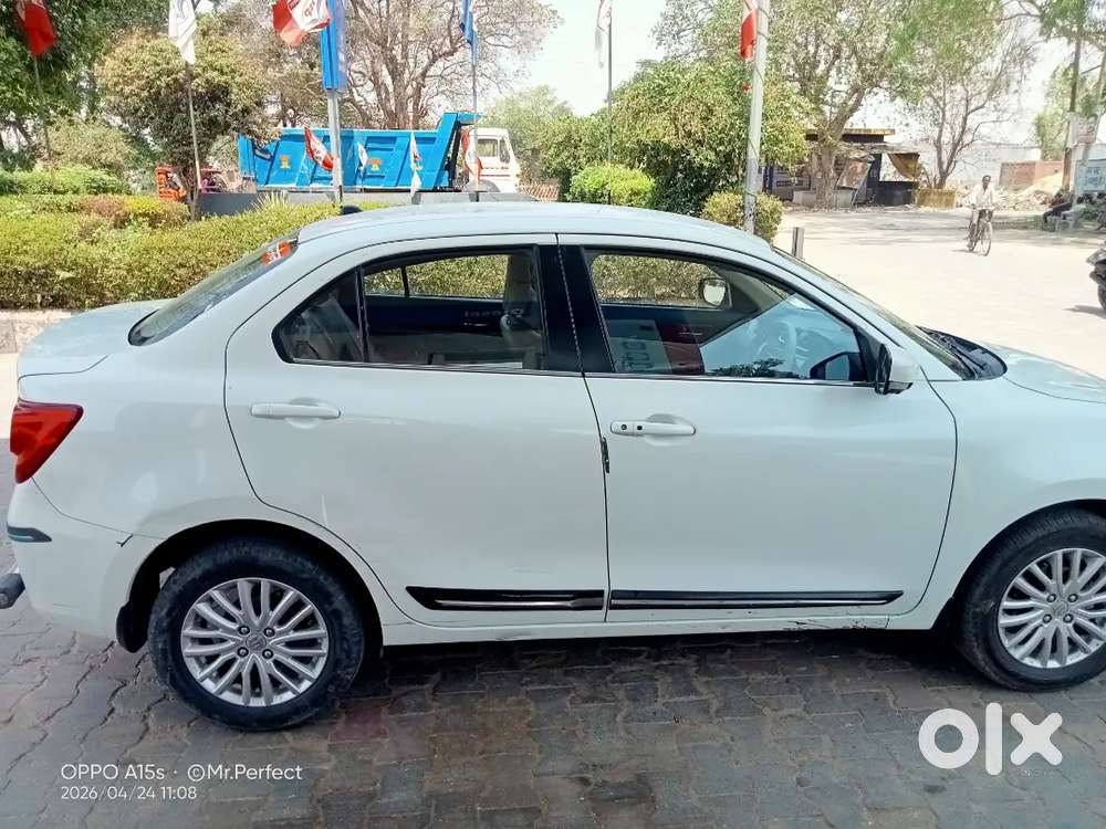 Non Accedental 
Full Original 
Petrol+cng Company Fitted