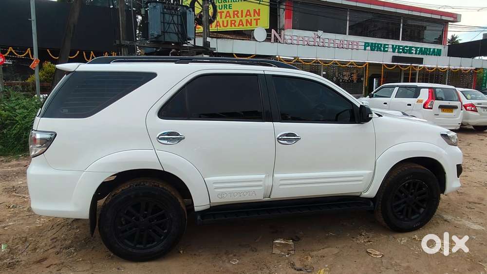Toyota Fortuner 3.0 4x2 Automatic, 2013, Diesel