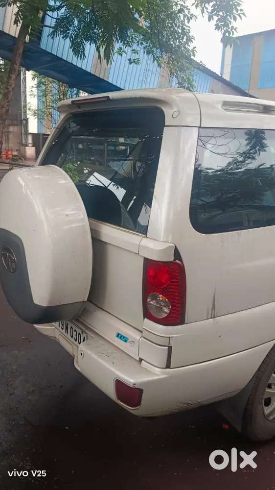 Tata Safari 2.2 Dicor 2011