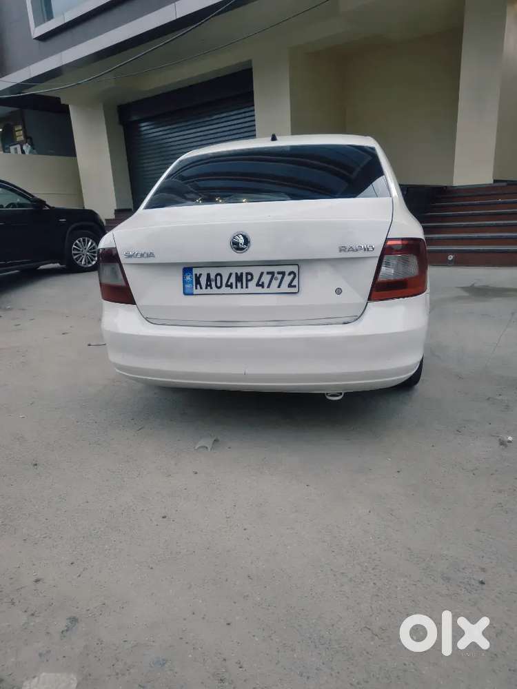 Skoda Rapid 2015 Diesel At