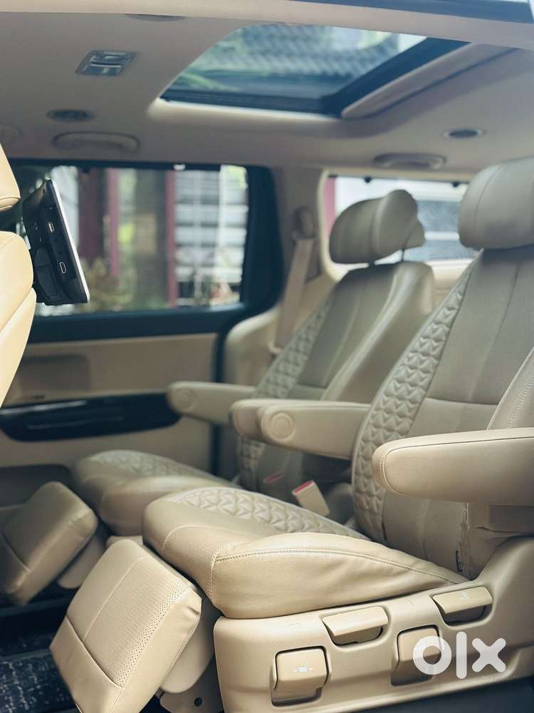 Kia Carnival Limousine Plus 7 Str, 2022, Diesel