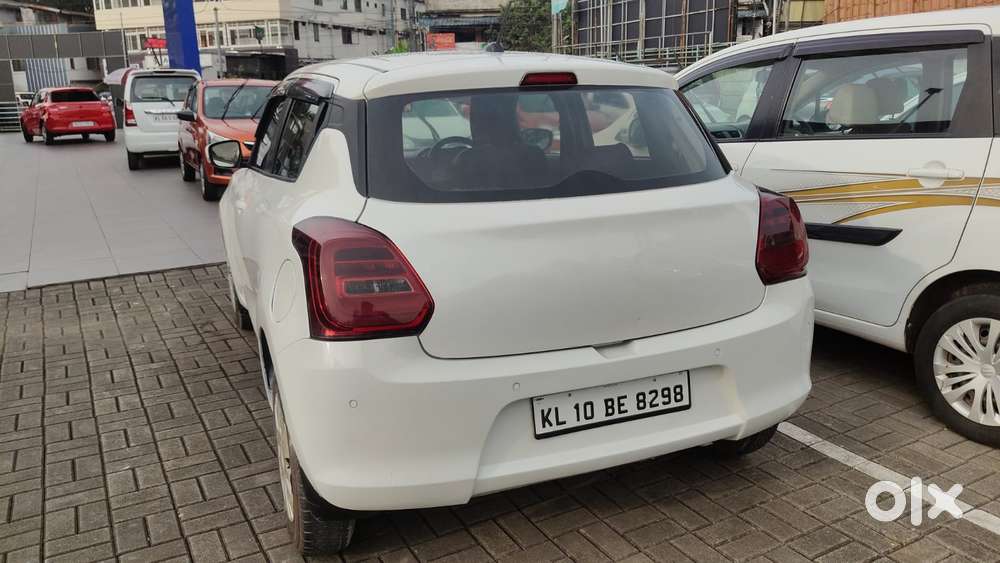 Maruti Suzuki Swift Vxi + Manual, 2020, Petrol
