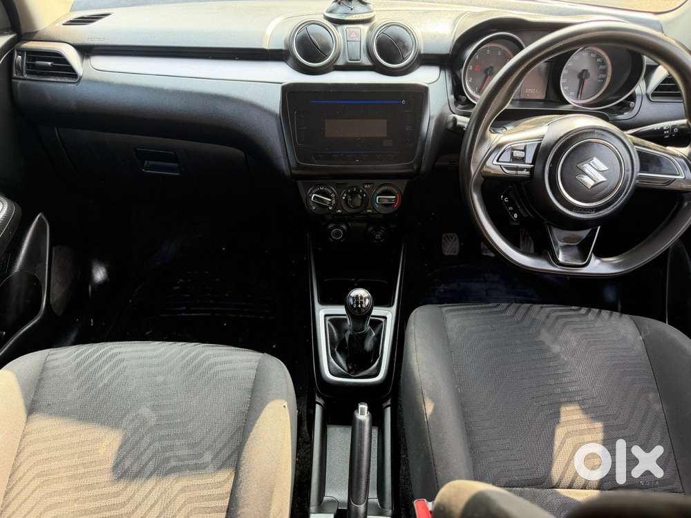Maruti Suzuki Swift Vvt Vxi, 2021, Petrol