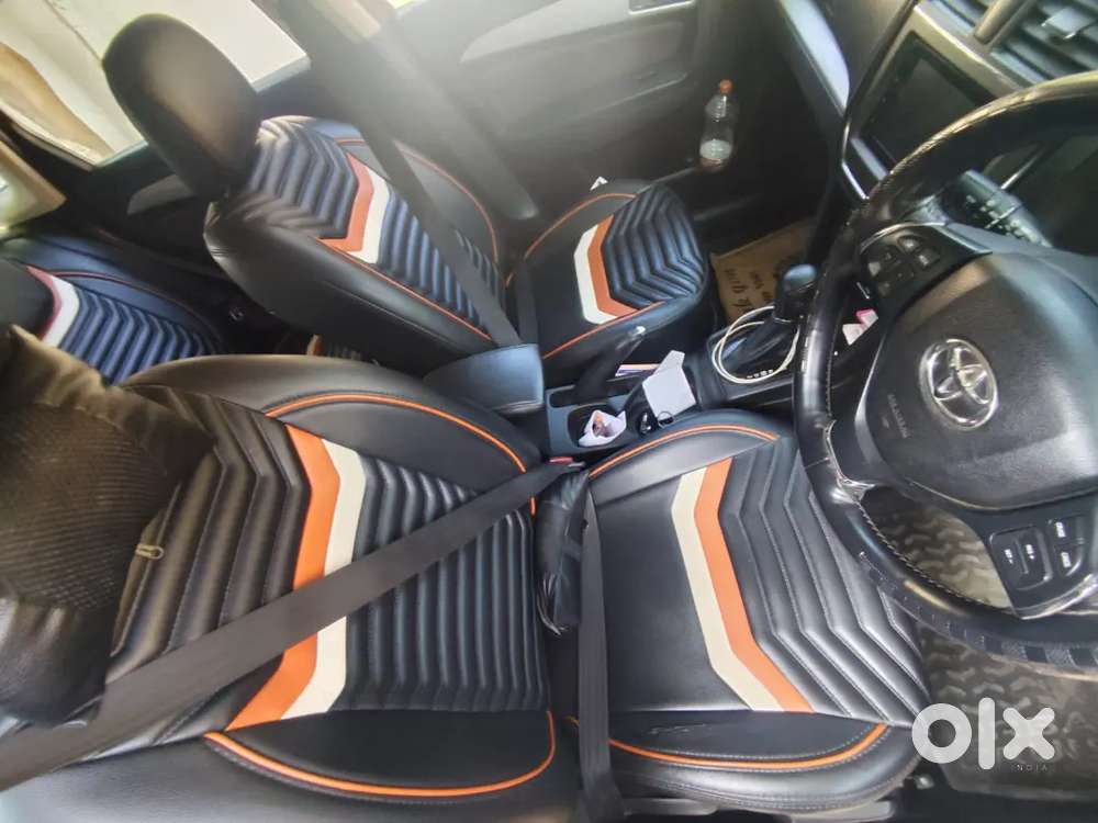 Dual Tone Top Model Automatic