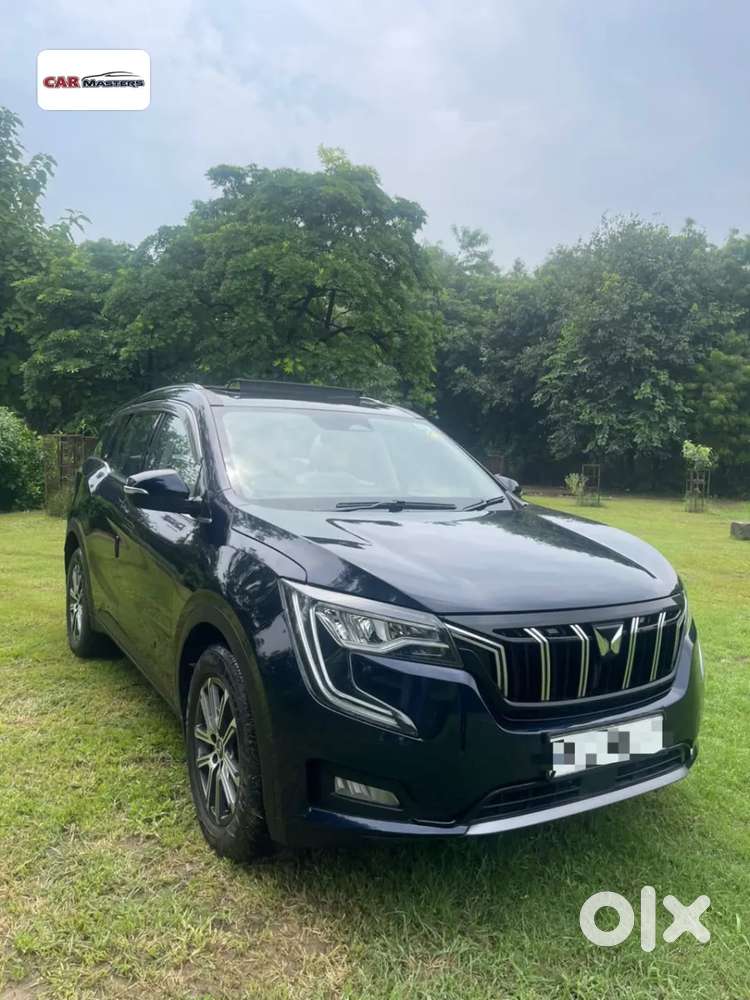 Mahindra Xuv700 2.0 Ax 7 Petrol At Str, 2023, Petrol