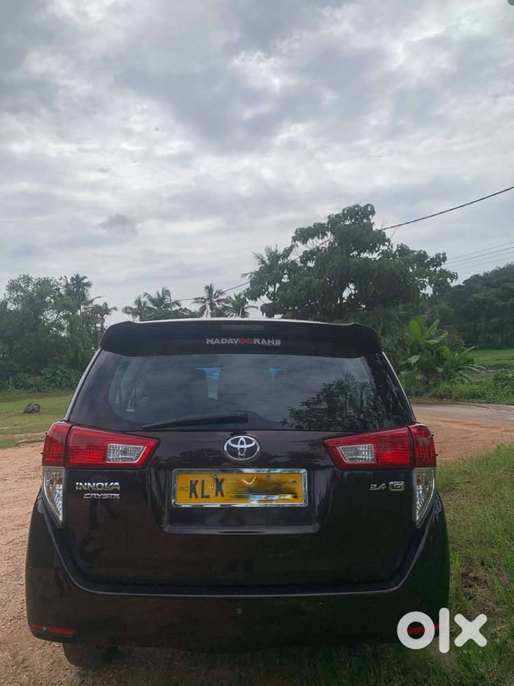 Toyota Innova Crysta 2017 Diesel Well Maintained