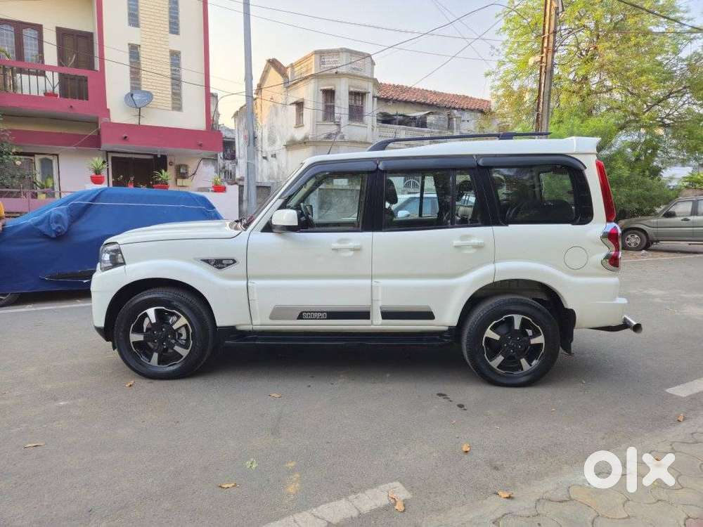 Mahindra Scorpio Classic 2.2 S 11 Mt 7 Str, 2022, Diesel