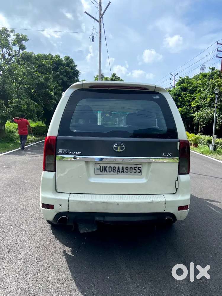 Tata Safari Storme 2013 Diesel Car