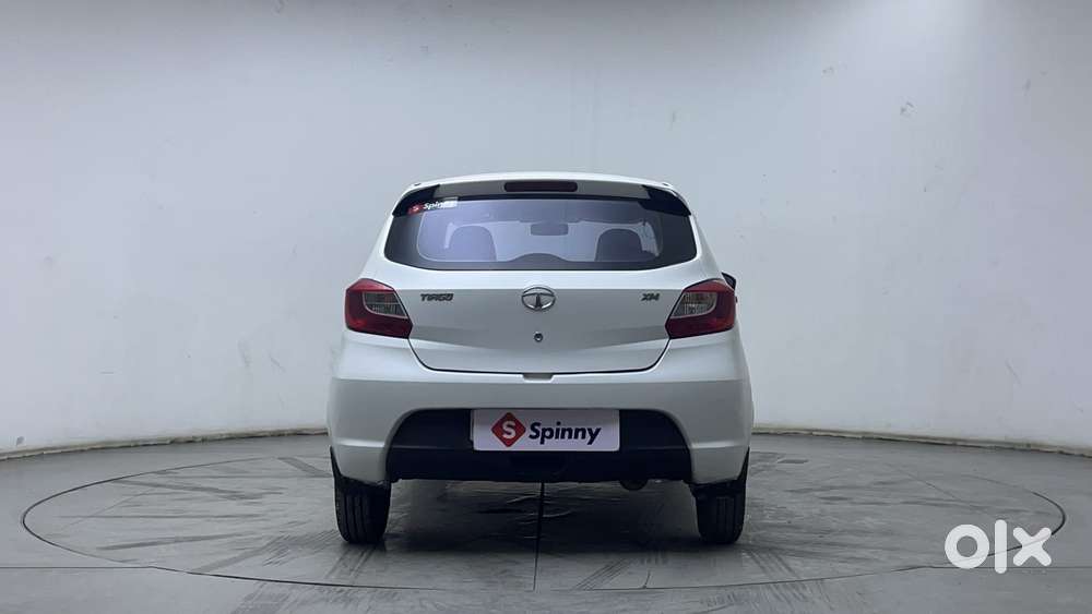 Tata Tiago 1.2 Revotron Xm, 2016, Petrol