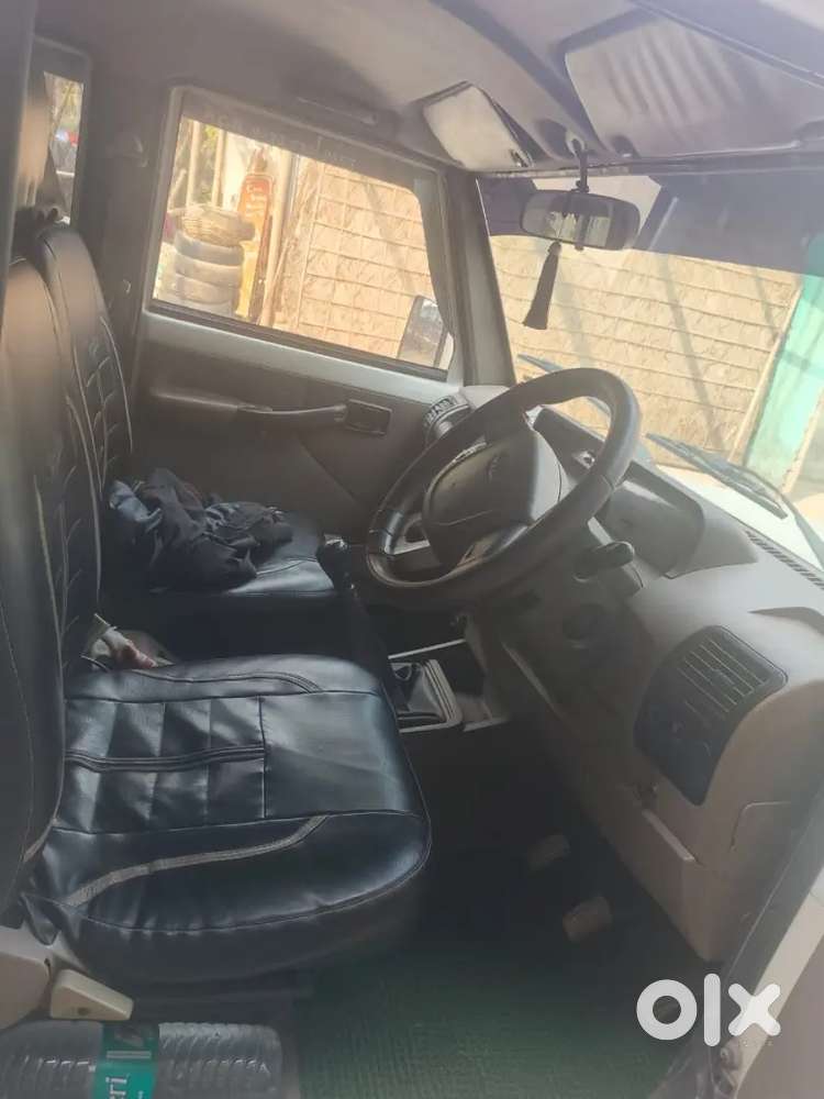 Mahindra Bolero Neo 2017