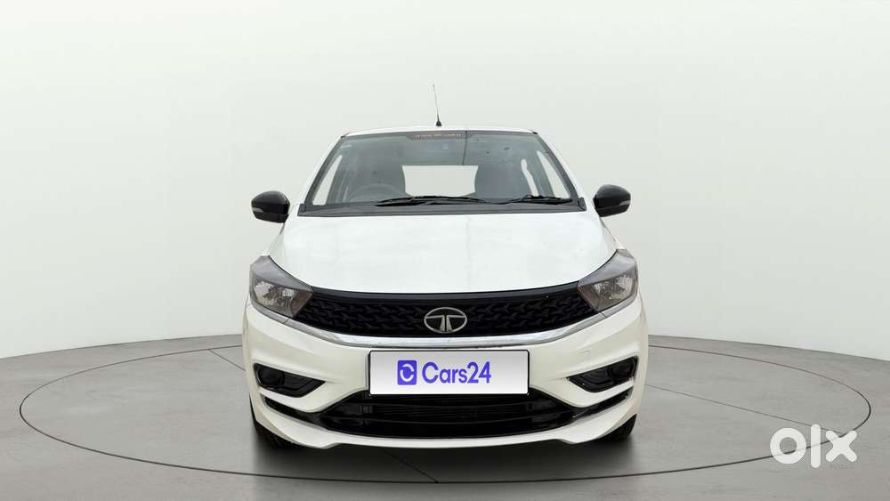 Tata Tiago 1.2 Revotron Xt Option, 2023, Petrol