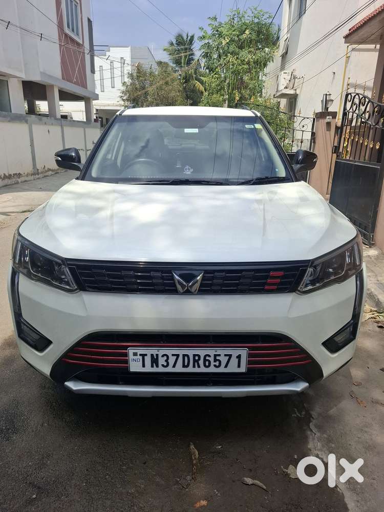 Mahindra Xuv300 W8, 2023, Petrol