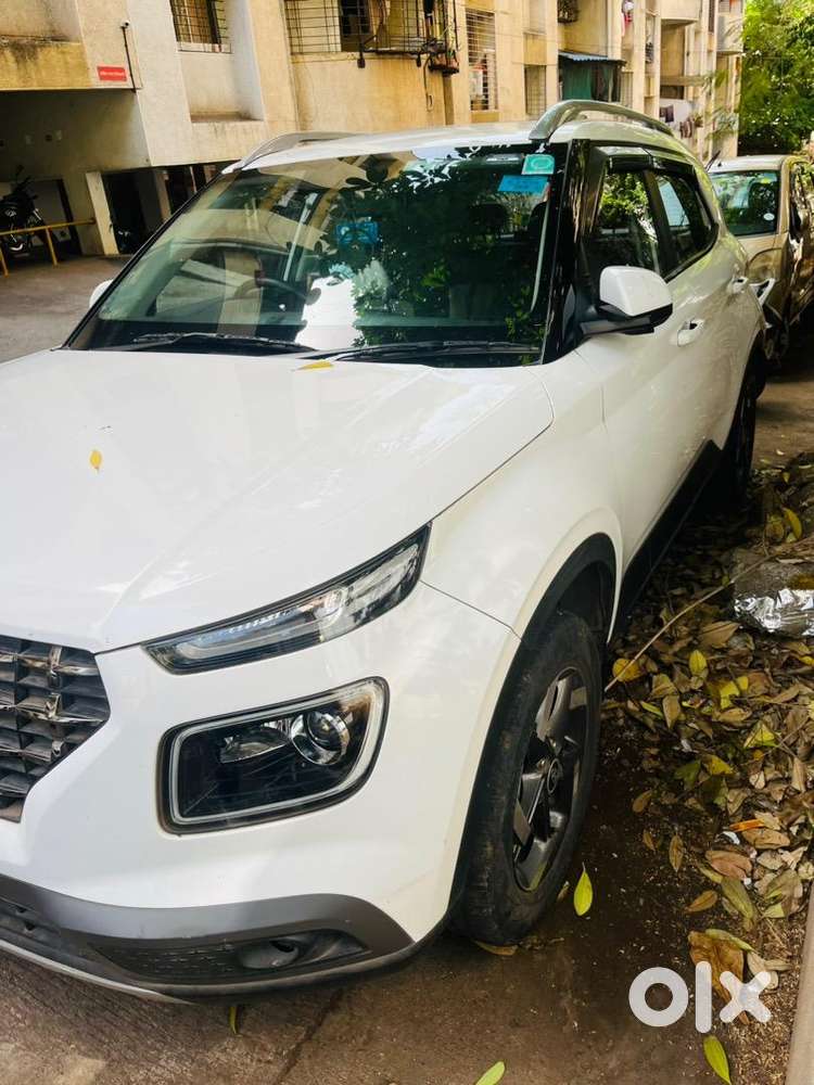 Hyundai Venue 2021 Petrol Well Maintained