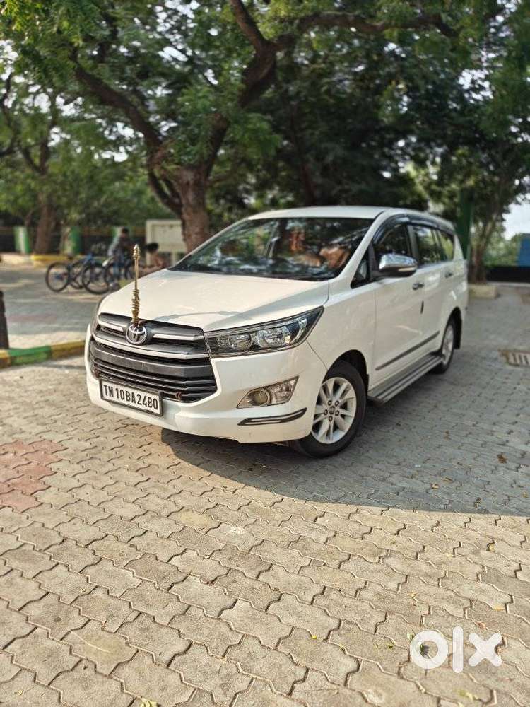 Toyota Innova Crysta 2.8 Gx At, 2017, Diesel