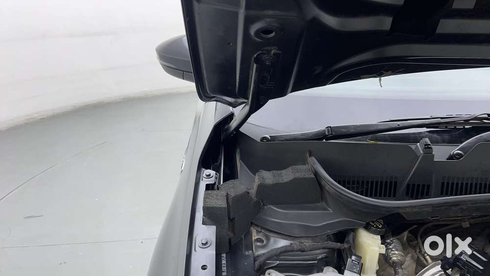 Skoda Kushaq 1.0 Tsi Style, 2022, Petrol