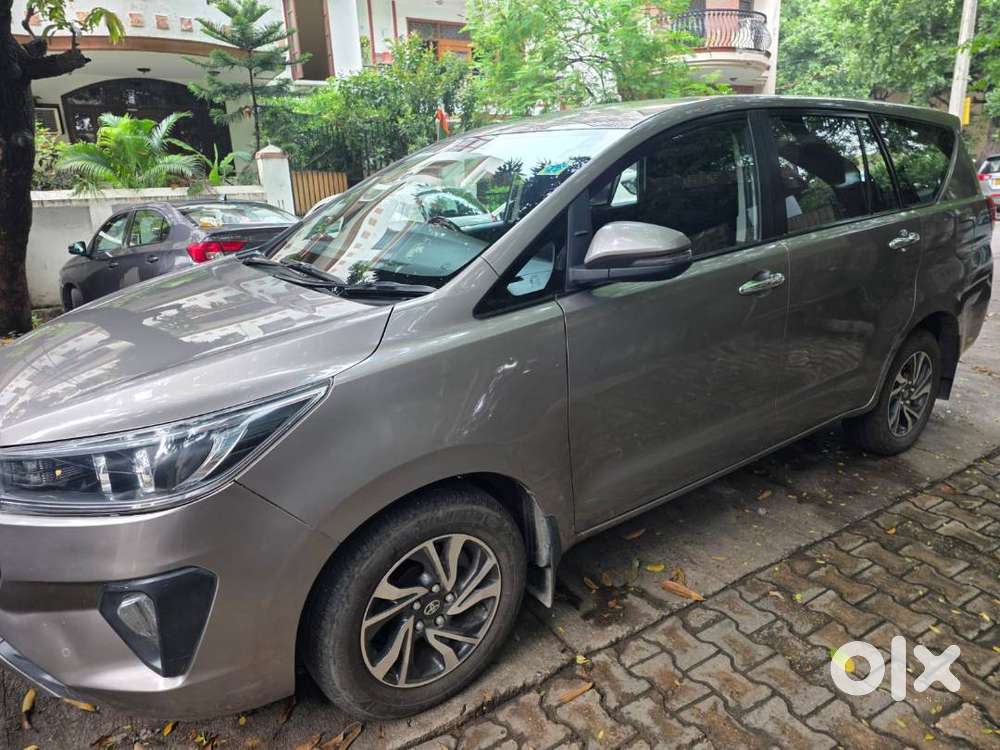 Toyota Innova Crysta 2022 Petrol Mt