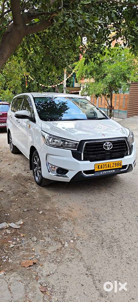 Toyota Innova Crysta 2.4 G Mt 8s, 2022, Diesel