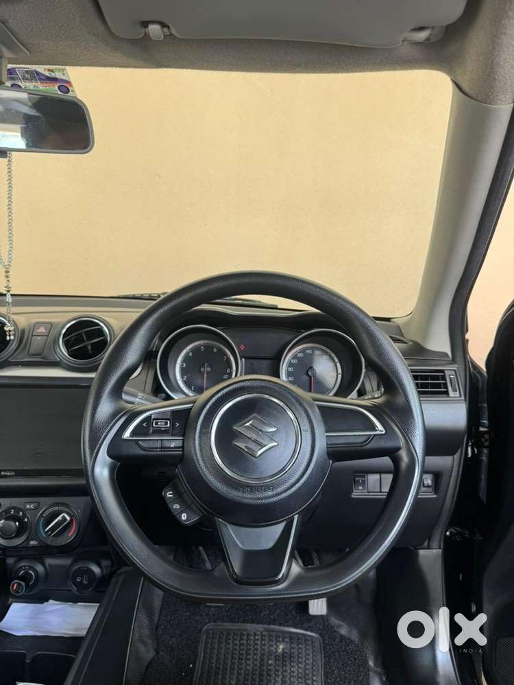 Maruti Suzuki Swift Vxi 2020