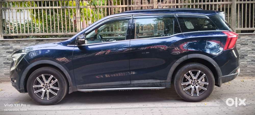 Mahindra Xuv700 2.0 Ax 7 Petrol At Str, 2022, Petrol