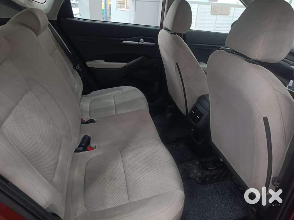 Kia Seltos 1.5 Htk+, 2022, Petrol