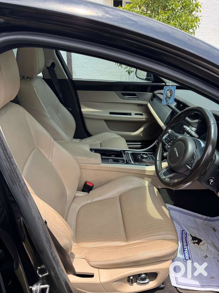 Jaguar Xf, 2020, Petrol